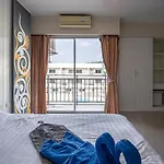 Santi White House Patong
